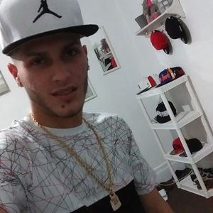 Meet your Posher, Gian carlos